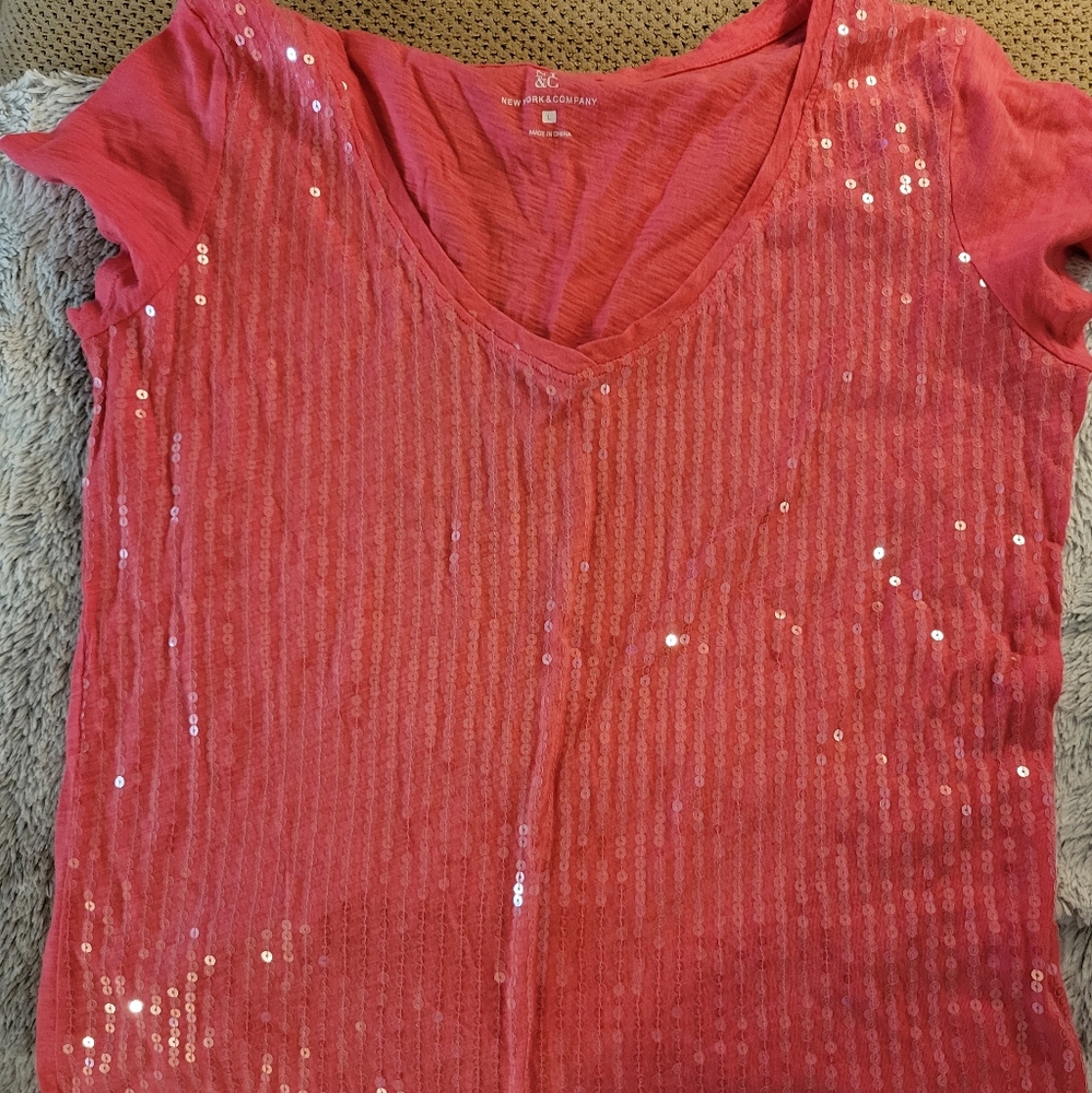 New York and Co HOT PINK Sequin tee
